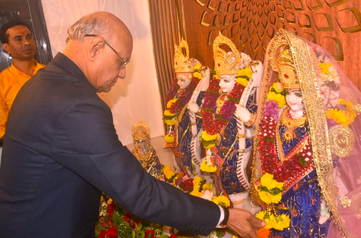 Governor of Maharashtra Performs Puja at Raj Bhavan Devi Mandir ...