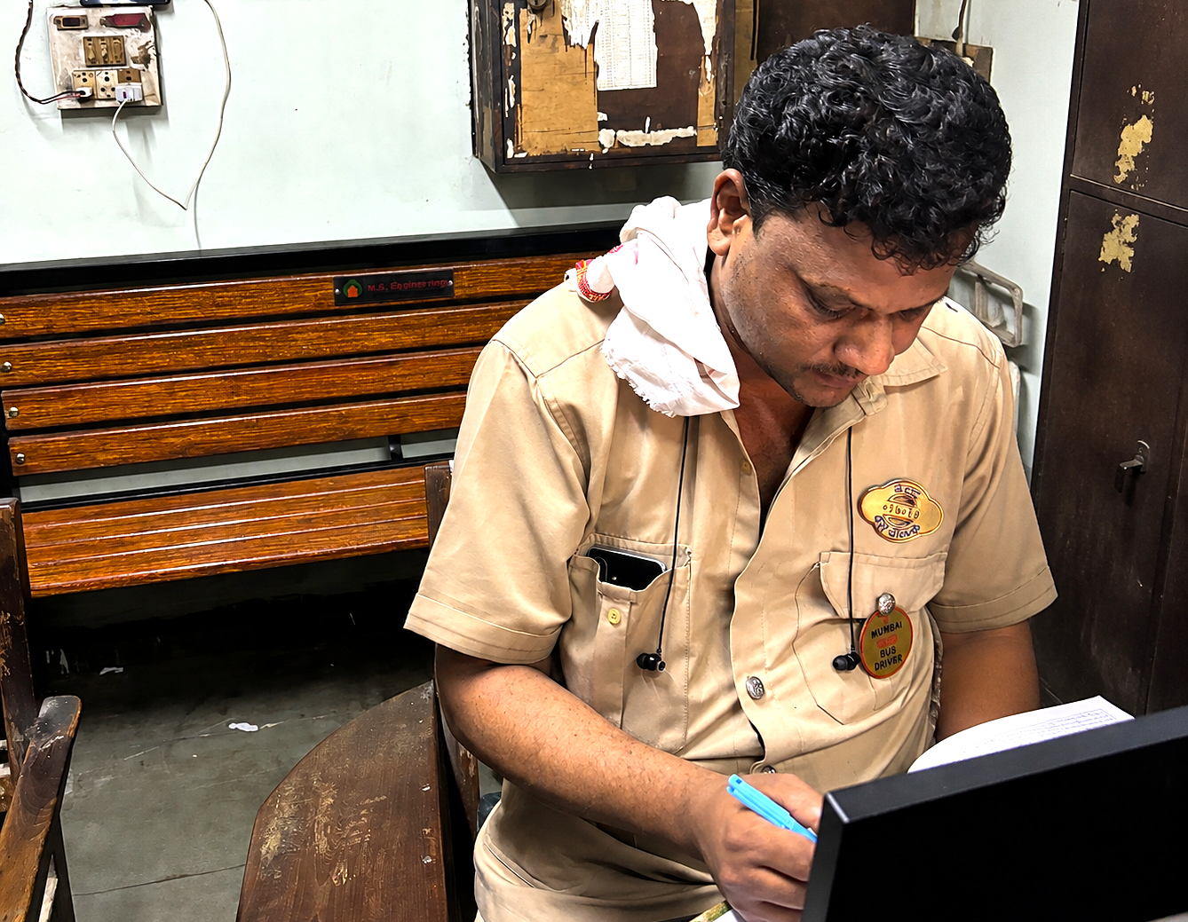 DRIVER-GOREGAON.png