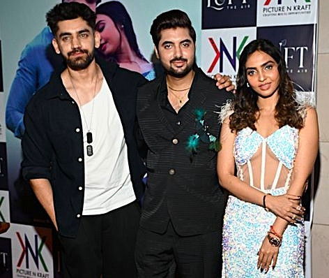 002.-Avinash-Mishra-Isha-Singh-Mohit-Kapoor-NZ6_0144.jpg