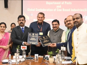 India Post and GCCI Collaborate to Promote Cow-Based Products