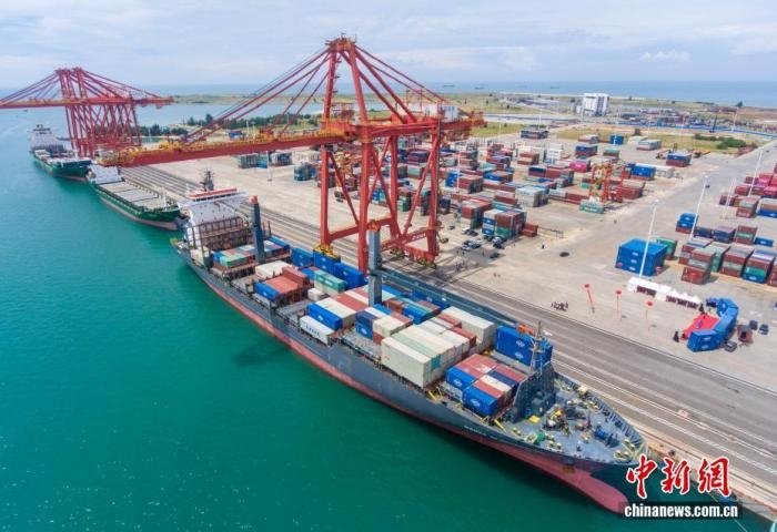 HAINAN-PORT-IMAGE.jpg