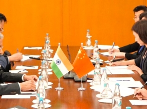 India, China Continue Diplomatic Engagement as Jaishankar, Wang Yi Hold Talks in Manila
